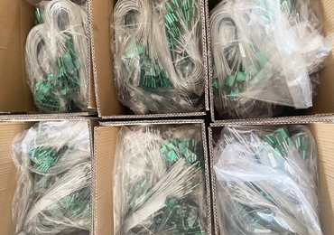 Pull Tight Cable Seal